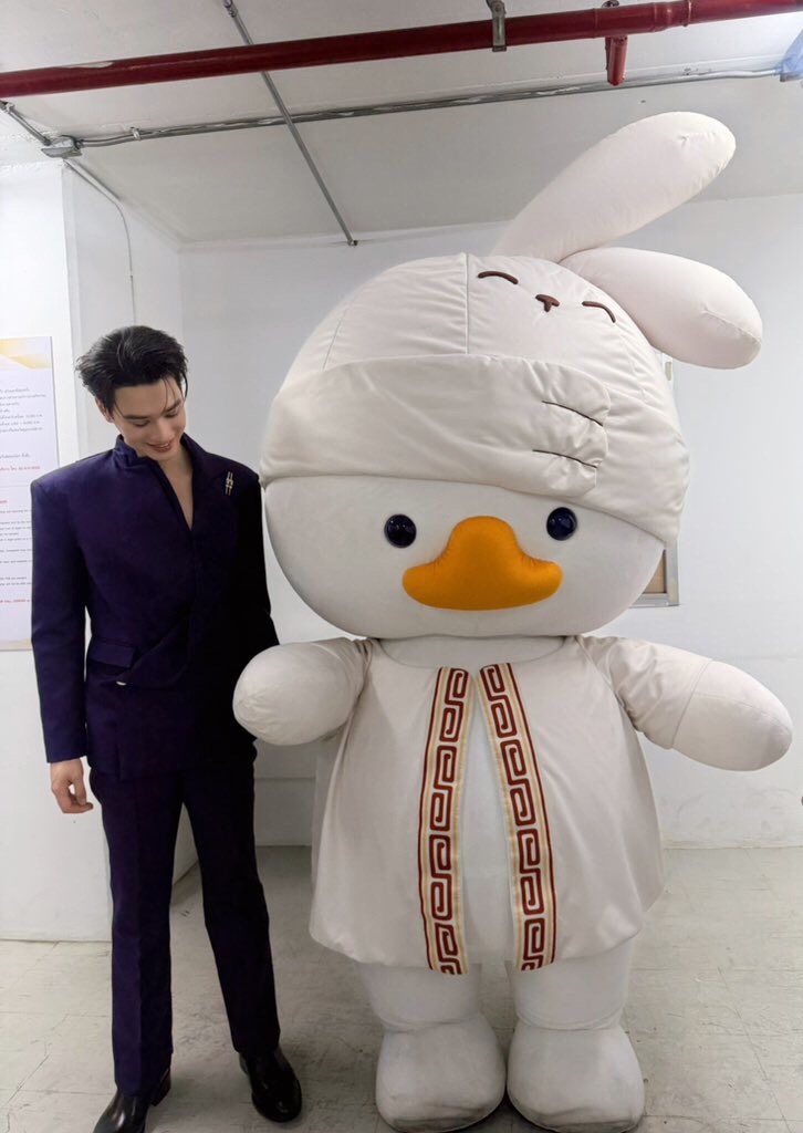 爸爸妈妈和宝宝幸福一家人 ​​​