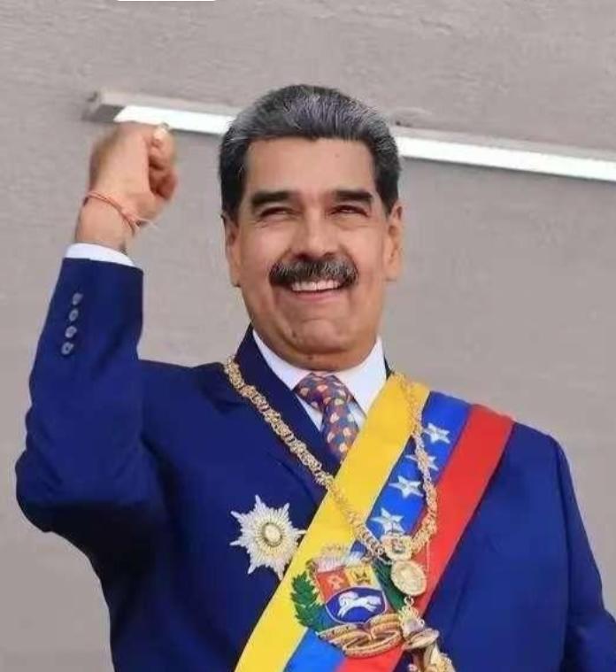 “要么全家滚蛋，要么被推翻！”特朗普的最后通牒砸向马杜罗时，谈判桌上的火药味已飘