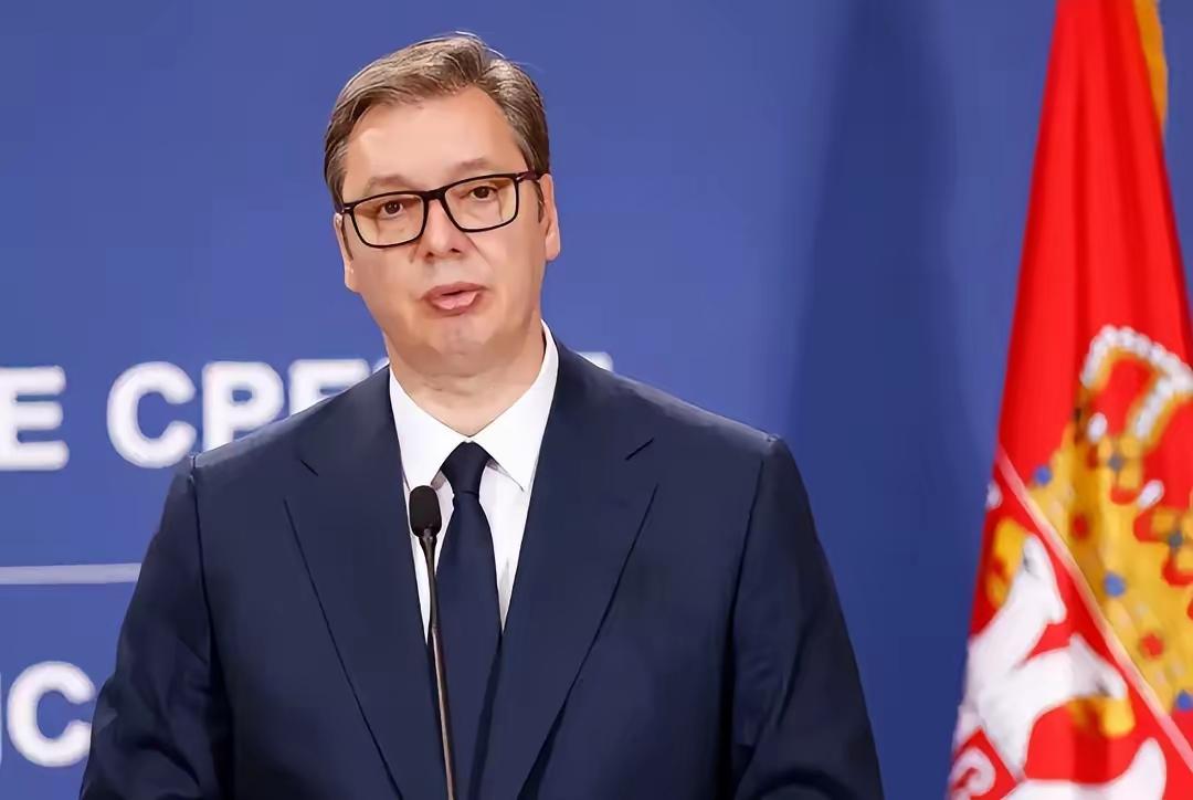 不能让这个好兄弟被欺负！
武契奇这次是真亮刀了。
他公开警告：阿尔巴尼亚、克罗地