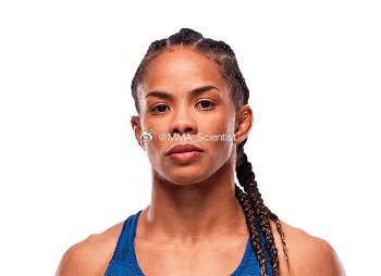 “女巫”迪奥内·巴博萨(Dione Barbosa）在IG透露，维罗妮卡·哈迪(