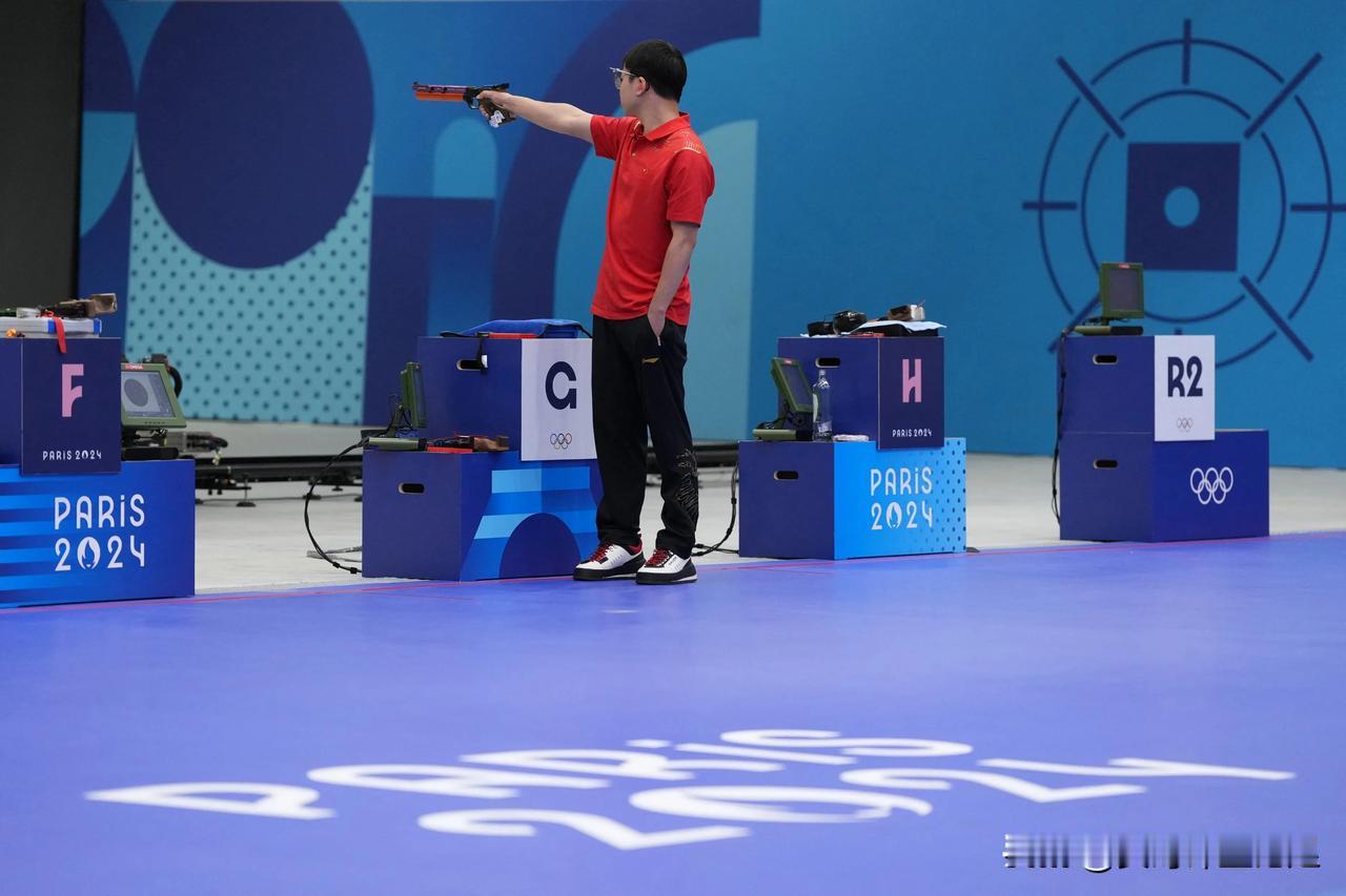 第3金！1V2！中国选手谢瑜夺得10米气手枪冠军，时隔16年再次夺金，回顾之前冠