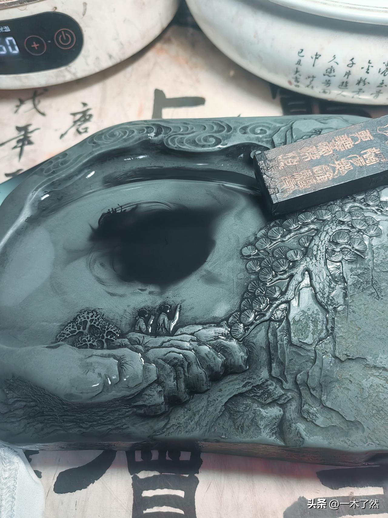 继续画画吧。。有多少人还在研墨？弄半天一会就画完了。不如墨水来的快！！！来试着画