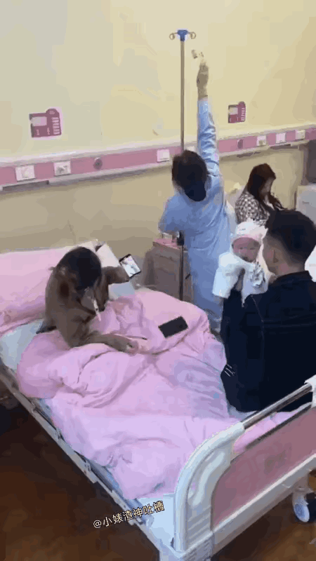 小姐姐：帮他一下，
小哥哥：我做的很好吧。