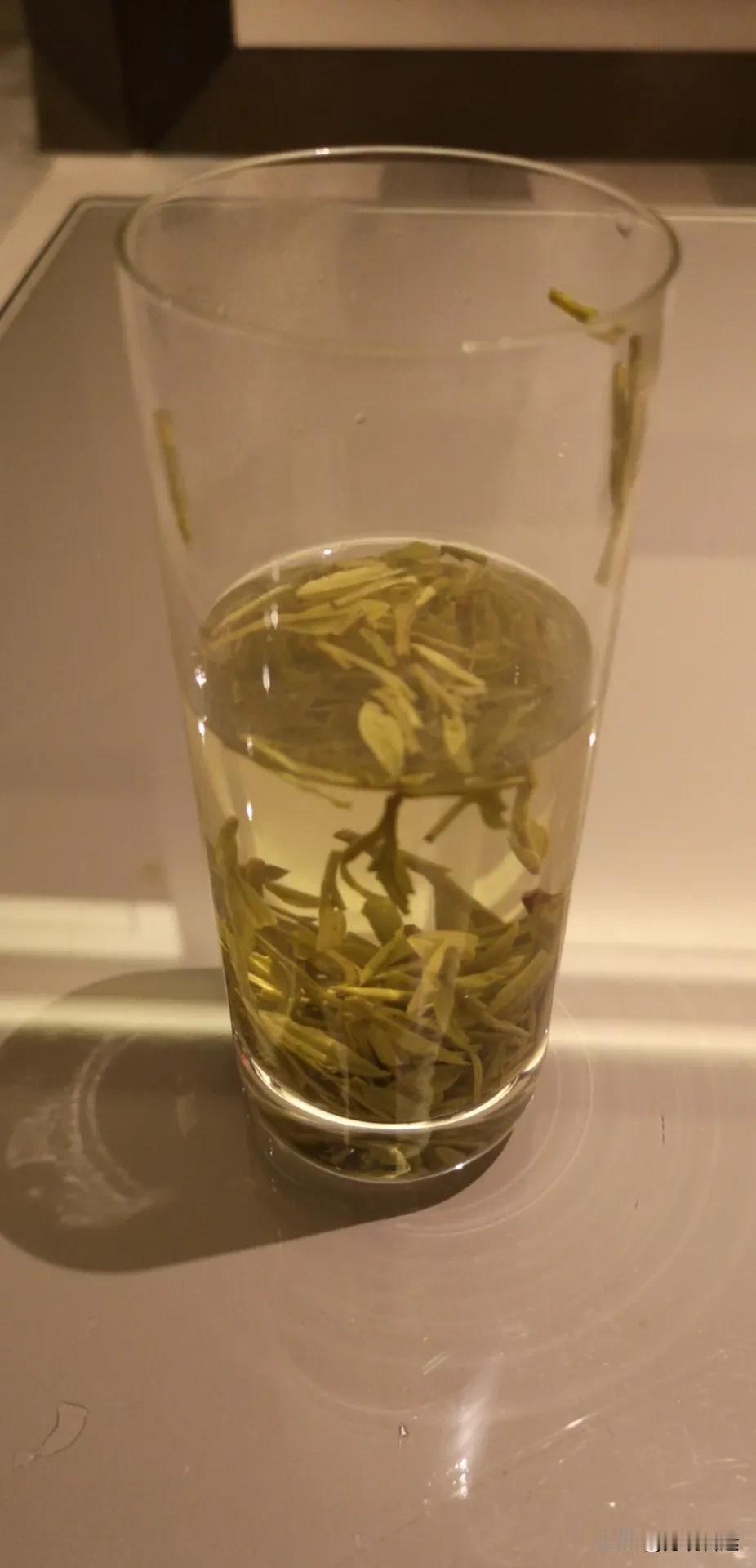 #你喜欢喝什么茶啊#
绿茶