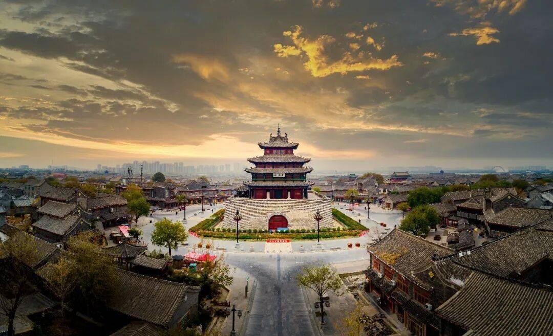 聊城档案工作交出亮眼成绩单

聊城市在档案工作上又迈出了便民的一大步！现在，聊城