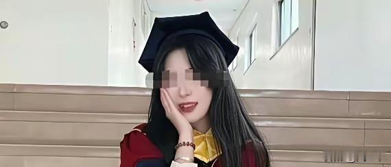文文就这样走了，那个郑昌圣的话，却像刀子一样的，扎进了文文内地男友的心，他已经清
