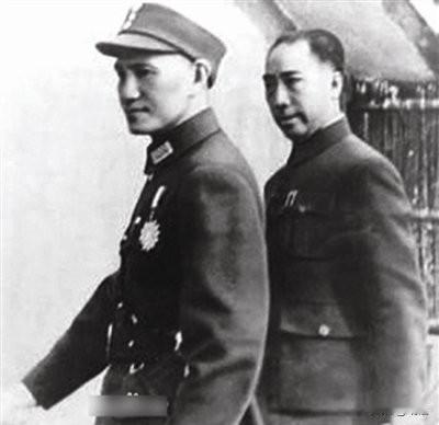 我们脑海中的历史画面往往是这样的：阴森的军统 ，戴笠一身黑衣，神情冷峻，一言九鼎