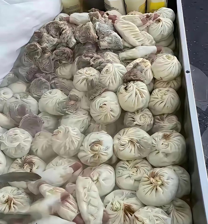 都出摊几个小时了，为啥没人买？ 