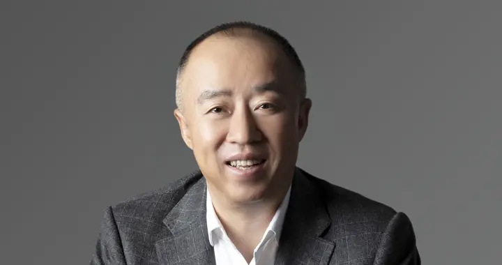 为了赶跑行业的坏人，他挥金数亿，8年只干这一件事 | 数字化的秘密