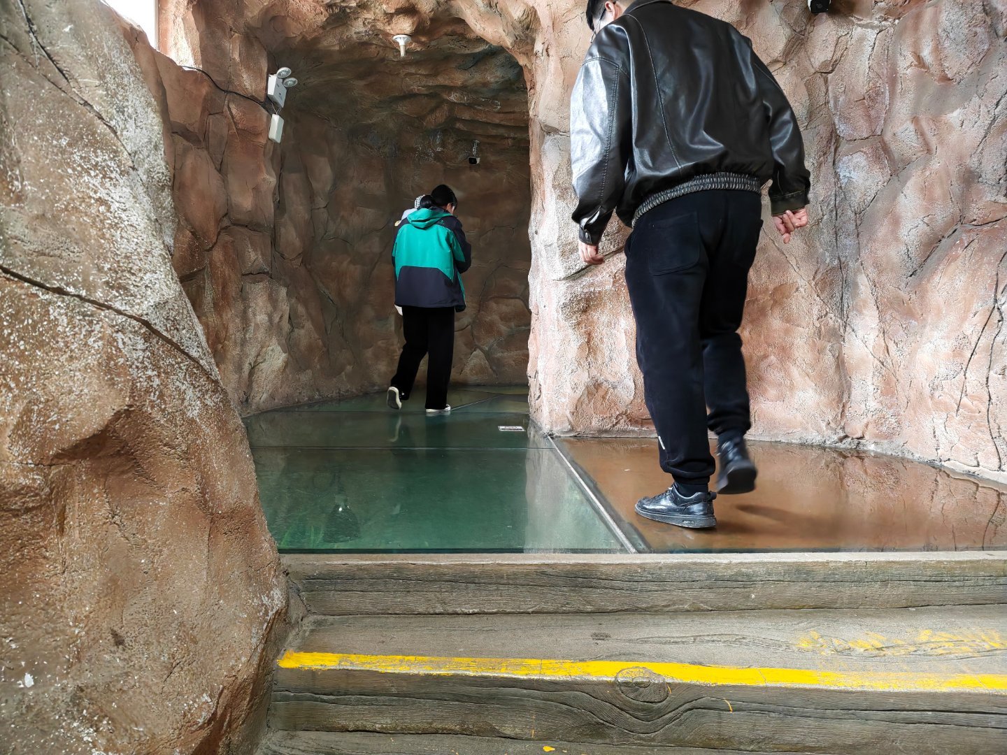 [衰][衰][衰]吓尿了 ​​​