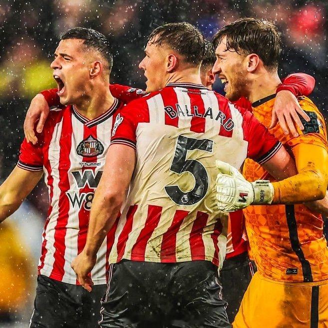 【黑猫+黑马】英超赛季赛程刚过三分之一，桑德兰是最近20年英超联赛成绩最好的升班