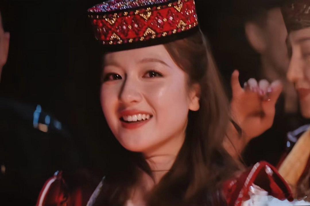 李兰迪新剧定档 从沪漂到返乡，李兰迪演的夏孜应该能让很多年轻人共情。在城市漂累了