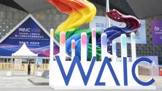 一则好消息！本周中国硬核成果密集“上新”。
 
一周之内拿出三个“全球首个”和“