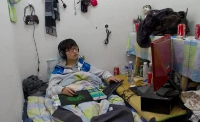 说实话，现在很多年轻人根本就不适合结婚，没有建立自己家庭的品行、修为、习惯、责任