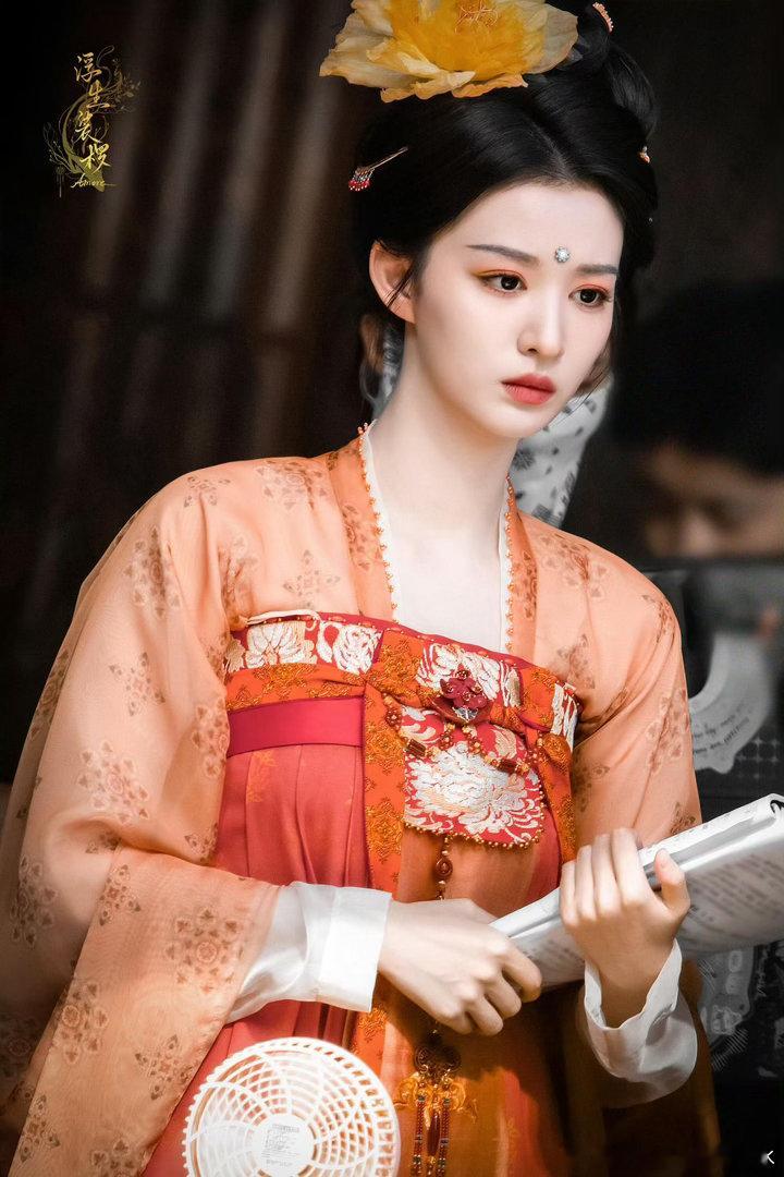 全世界正数第一适配唐装之人楚然大美女！！王楚然｜浮生 