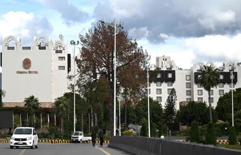 突发炸锅！伊朗大使刚说要派代表团去巴基斯坦谈判，转头就把帖子删了，就用“时机不对