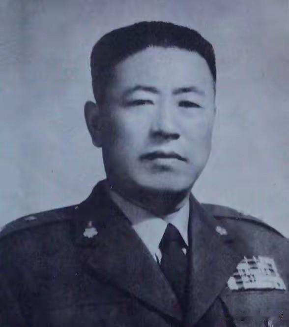 1947年甘肃刑场绝唱！烈士临刑大喊一句疯话，保全整个地下党组织
 
1947年