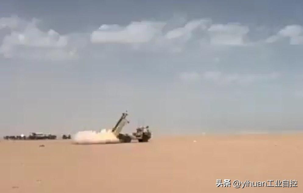 美国中央司令部今天发布一个打击伊朗视频，不过不是从空中或海上打击，而是美军使用M