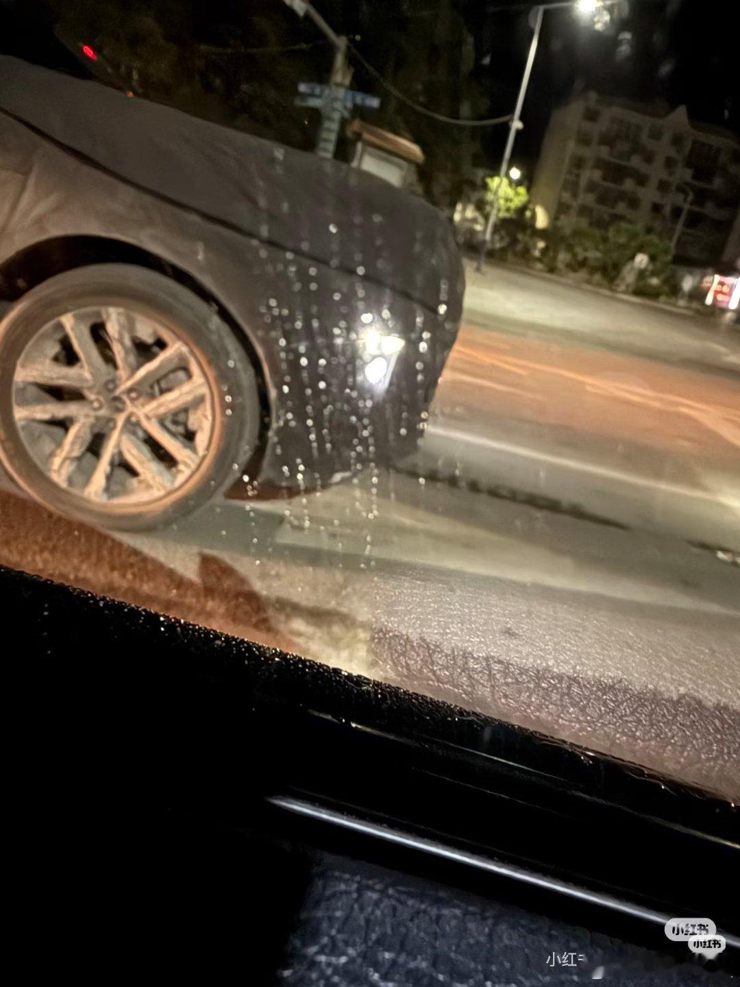 理想最近专利--投影大灯，新L9会上么？