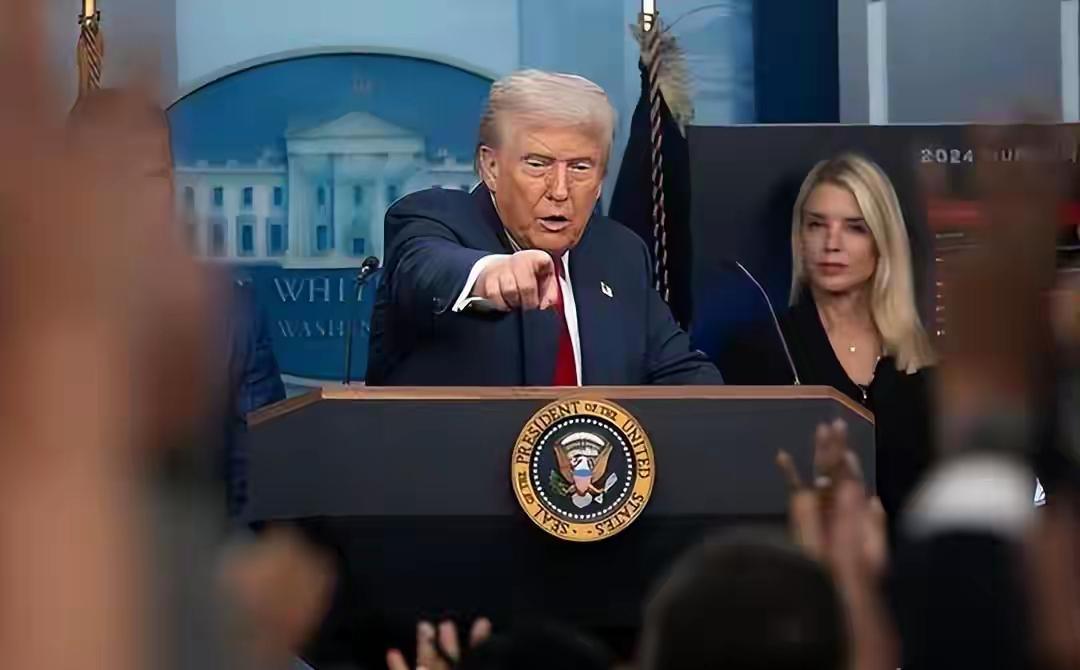 美伊双方均否认就延长停火达成共识美伊双方均否认就延长停火达成共识，中东局势再添不