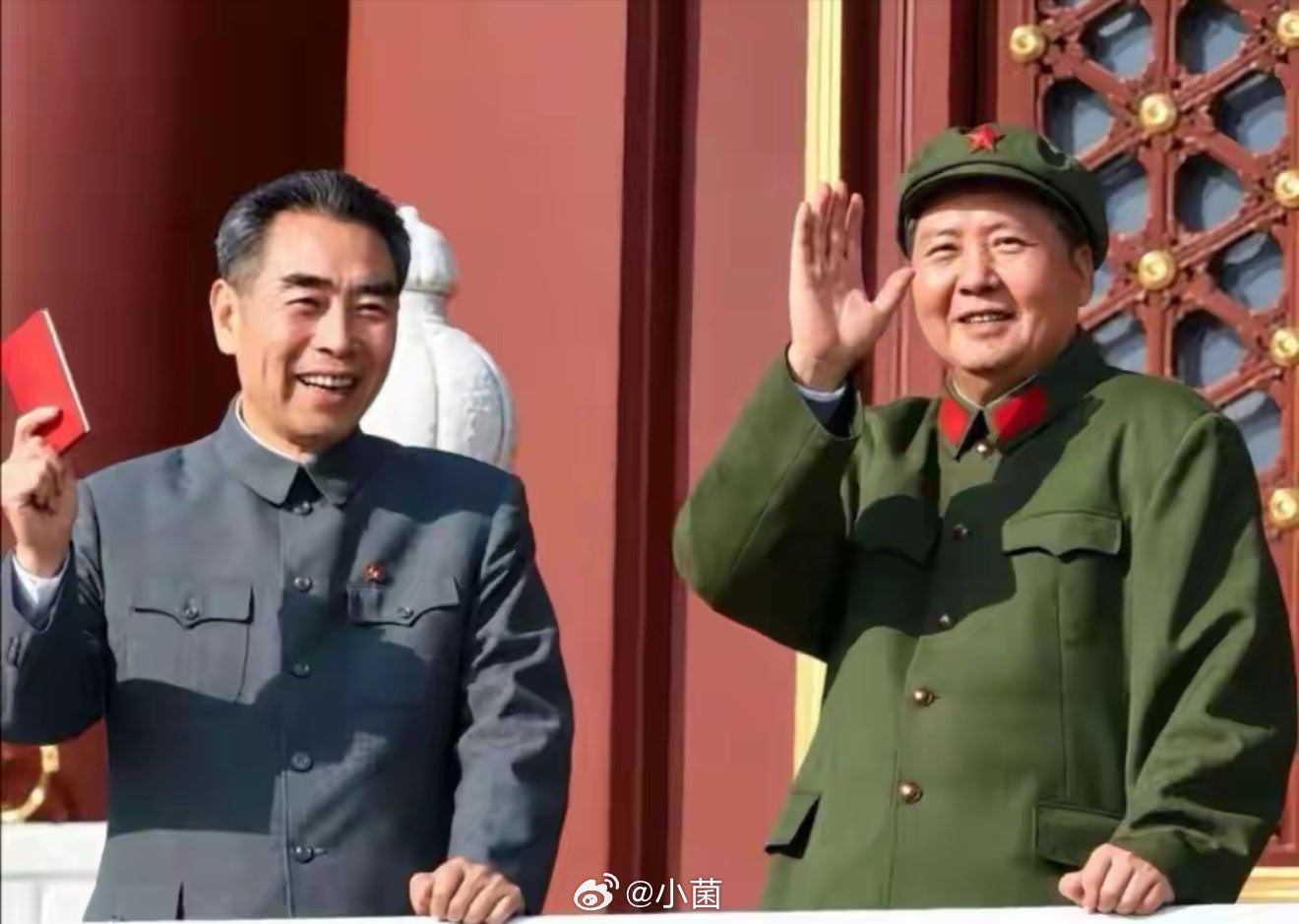 毛主席和周总理在天安门城楼历史影像照片。 ​​​
