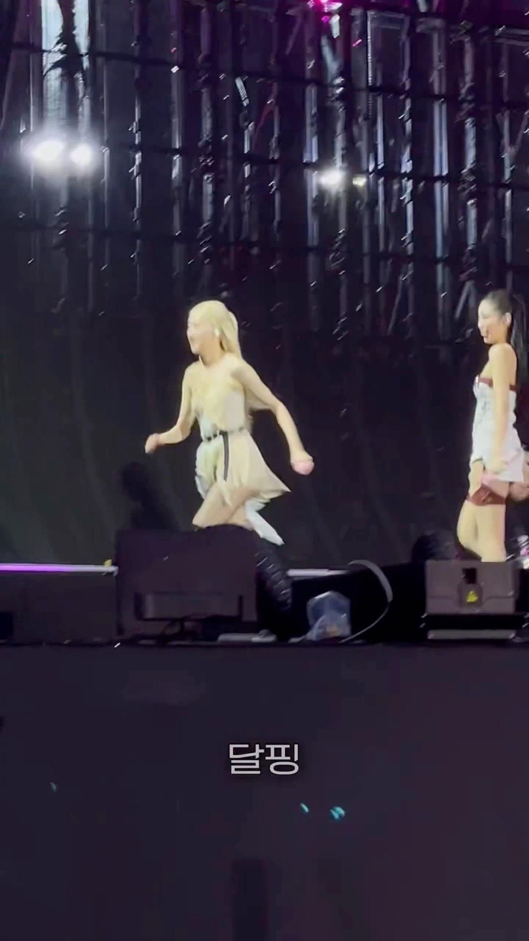 嗯。。。 ​​​