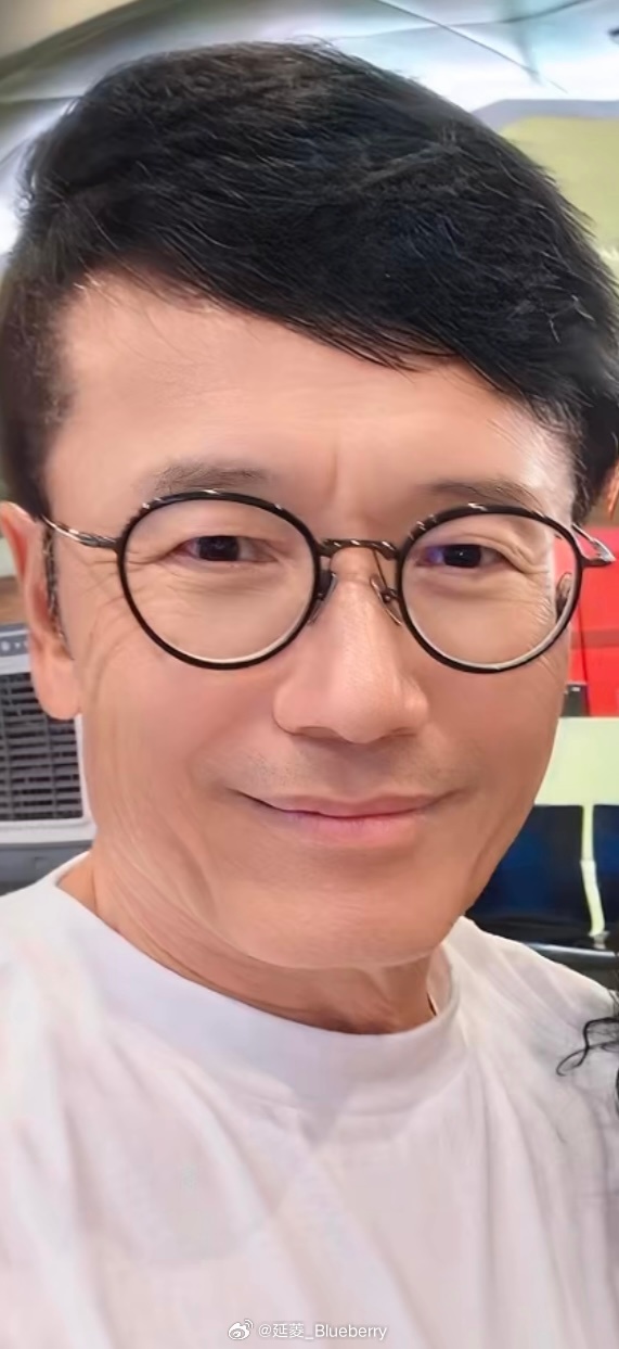 很难不笑哈哈哈哈哈哈哈哈哈哈 