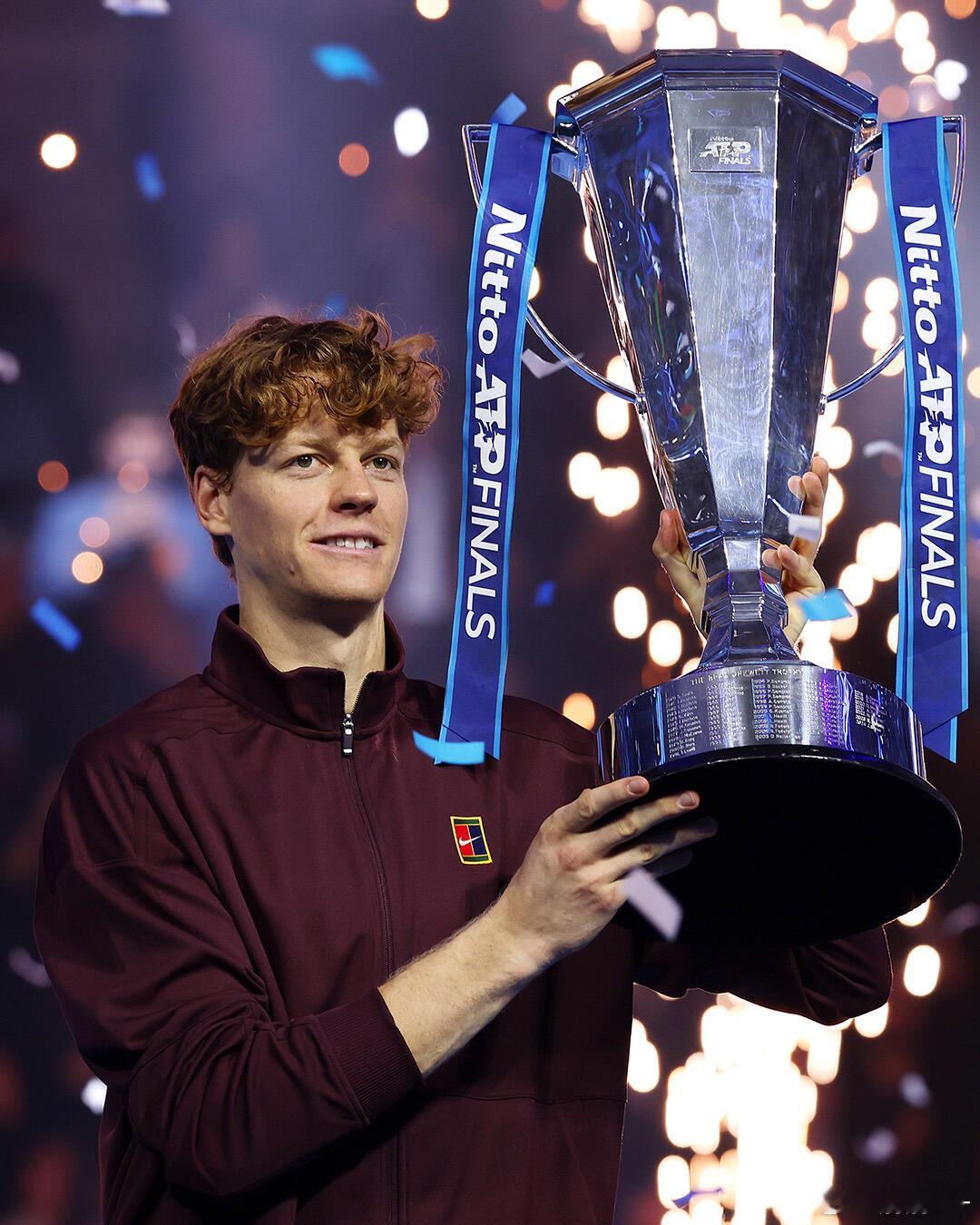 双子星的双赢：你是年终第一我是卫冕冠军