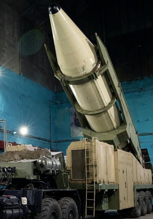 伊朗发现了什么？以色列媒体报道，伊朗突然紧急转移中程弹道导弹部队。正在向伊朗东部