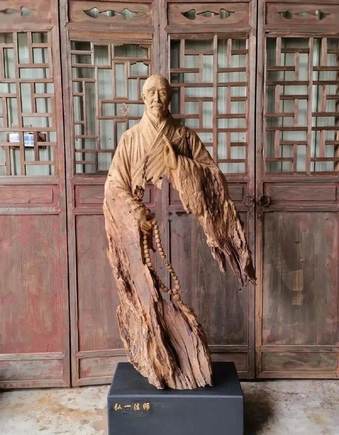 炒股最难的，不是炒，而是拿着。炒股最难的是什么？不是买到底部，也不是卖到高点，而