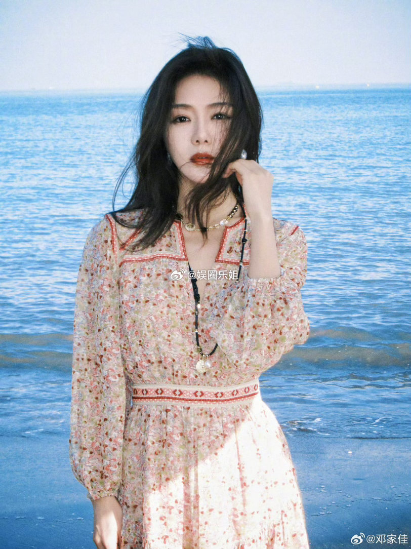 也不要说不来，说不定哪一季就来了，也许只是还没想好找到邓家佳不来浪姐的原因了