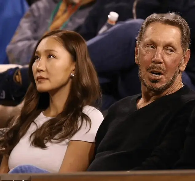 全球首富现任妻子是中国姑娘相差快30岁了，当爹估计也就差不多吧？[允悲]这是要做