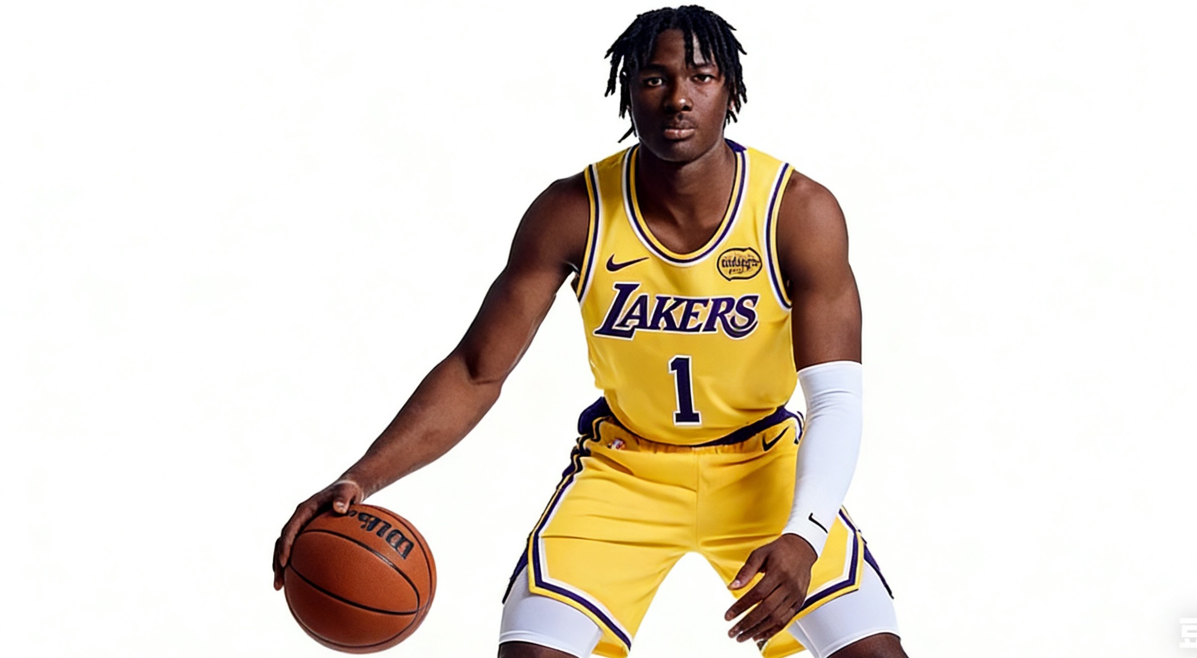 我对阿杜新秀年就打入轮换不敢有很多期待，因为湖人本世纪以来，除了完全没有战绩追求