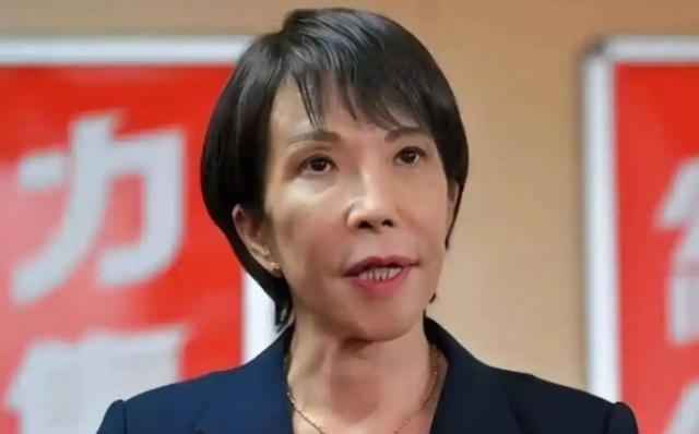 日本国内走投无路：就打中国。这不是阴谋论，是写在教科书里、写在历史里的铁事实。日