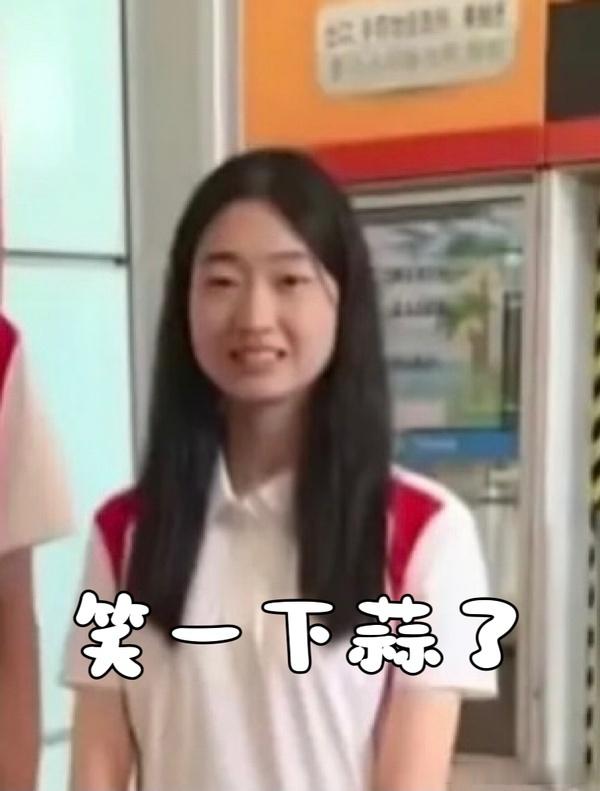 #盛李豪 死腿协调点别搞我#真的太好玩了，干饭哥“来人啊拿我的枪来”我让你们笑我