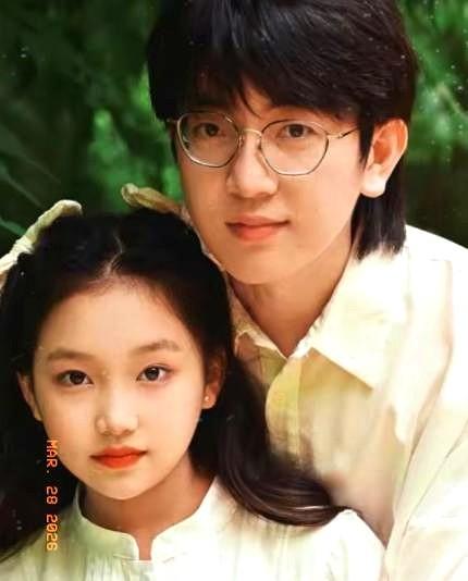 我认识的那个李伟，以前就是个混日子的。
为了个没血缘的盲童闺女，他把自己活成了铁