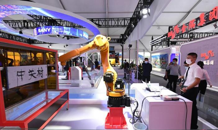 在中关村论坛感受AI“高浓度”：新科技浪潮越来越贴近日常生活

2026中关村论