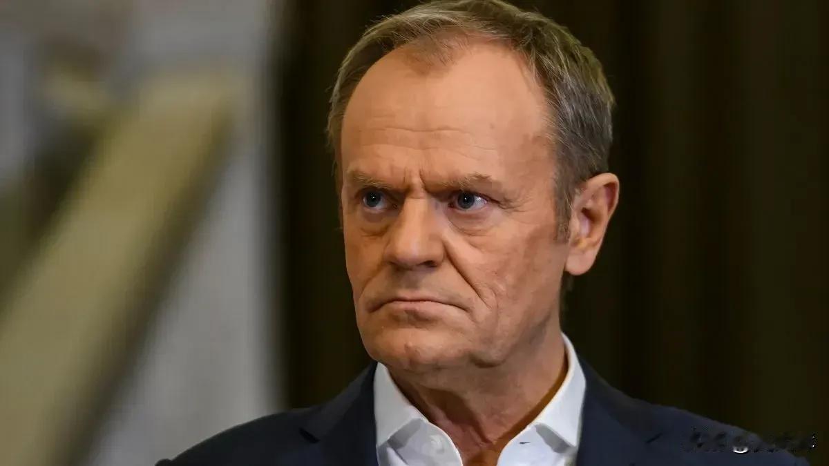 华沙欲就“历史罪行”起诉俄罗斯

英国《金融时报》报道，波兰正准备就冷战期间的“