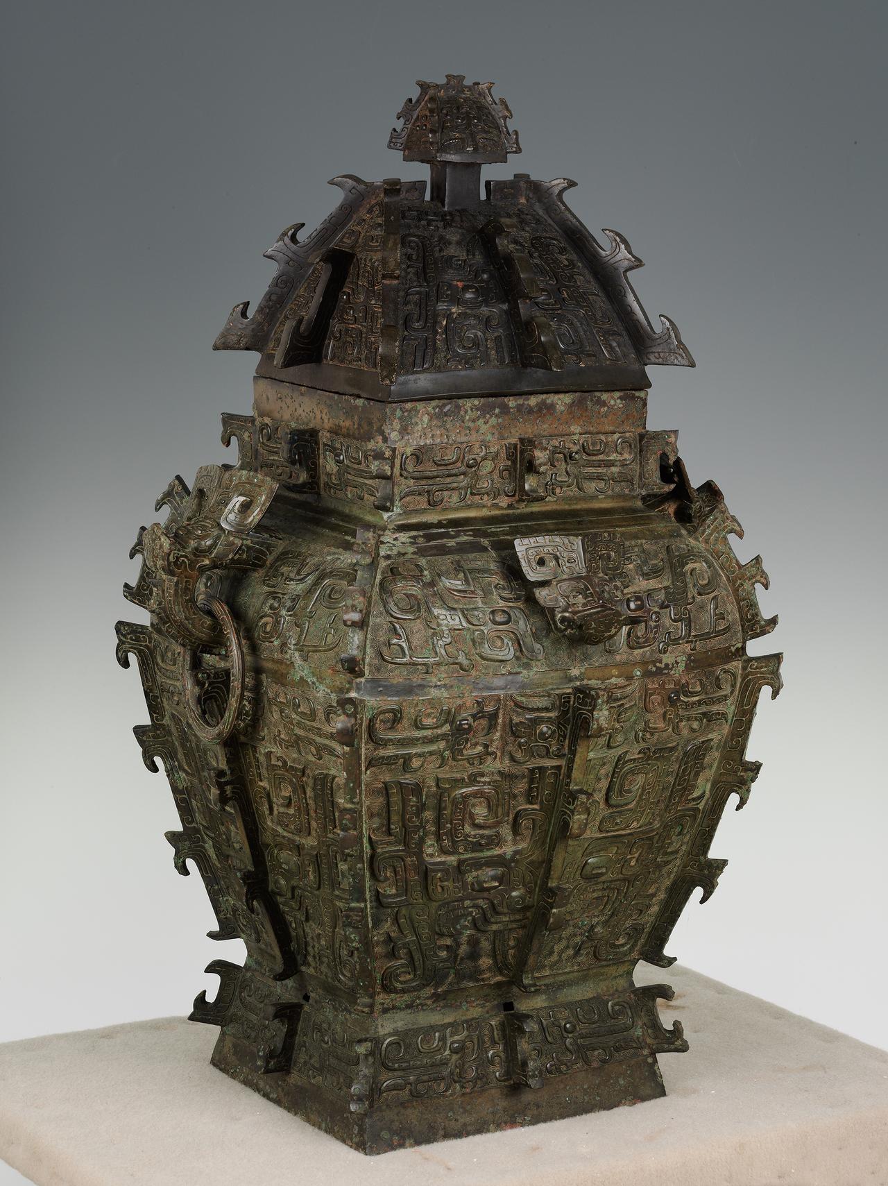 “求国家免除我的死刑！我知道一件国宝的下落，可以交给国家！”1952年，一个死刑