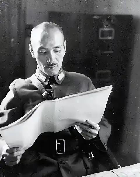 蒋介石年轻时就有存款，不过这是秘密？

1934年，蒋介石在上海有不动产和动产，