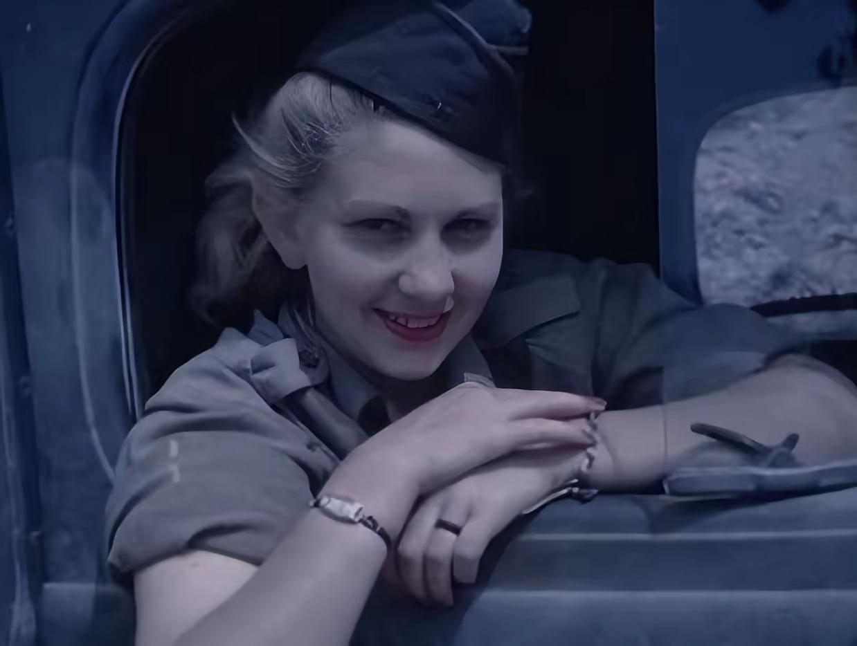 1917年，大批山东汉子被骗到法国挖煤，到了才知道不是挖煤，而是干苦力，但出乎意