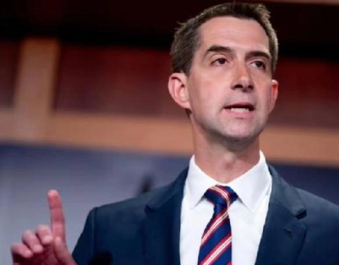 美国这操作真的太双标了。2026年3月，美国国会通过法案封杀中国机器人，称其有国