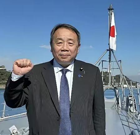 难道我们真的没有办法阻止石平窜访台湾了吗？
大汉奸石平这一招其实很阴险，我们已经