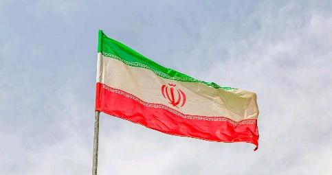 没谈成！伊朗也不客气了！伊朗对准沙特的最大工业城市就是一顿炸！4月7日，根据外媒