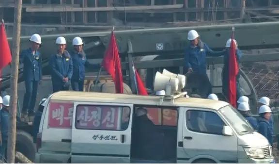 朝鲜比越南更缺电，中国为啥不送电？真相扎心：不是钱的事，是路被堵死了！
 
同样