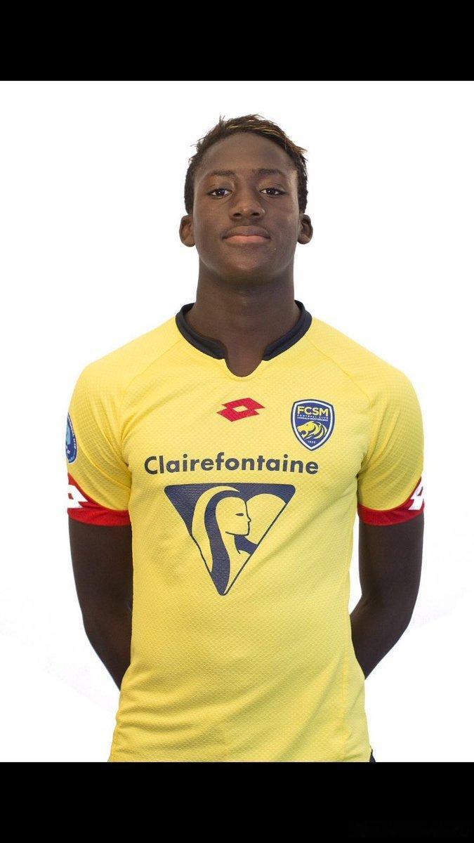 科纳特的起源科纳特于1999年5月25日出生在法国巴黎，在巴黎第11区长大。他曾