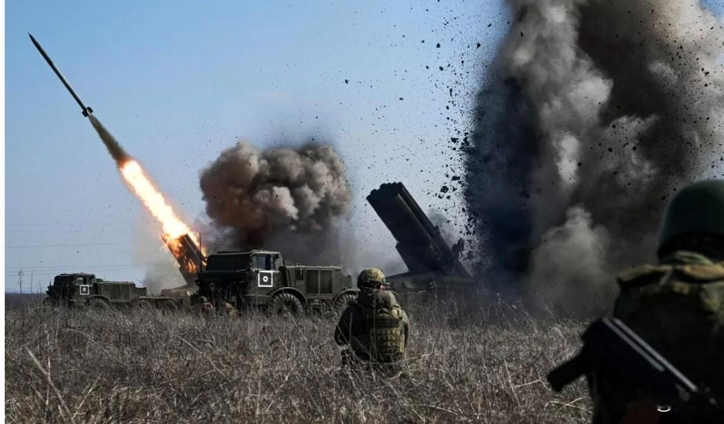 俄军2月19日最新战报：打击乌后勤基地，单日拦截301架无人机

据俄罗斯卫星通