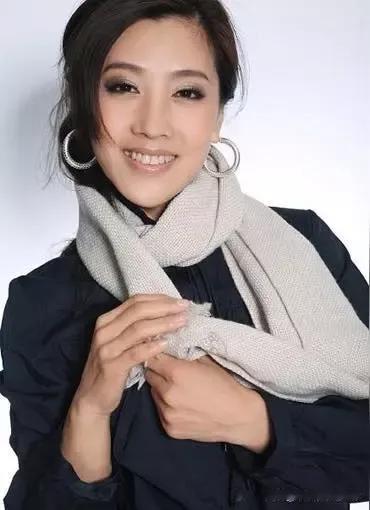 李歌
休闲照