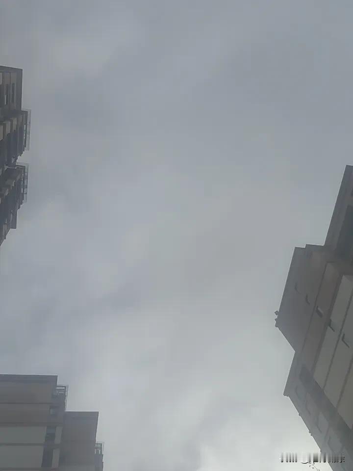 晒图笔记大赛 家人们谁懂啊！参加晒图笔记大赛真的太快乐了！我把日常拍的美照配上走