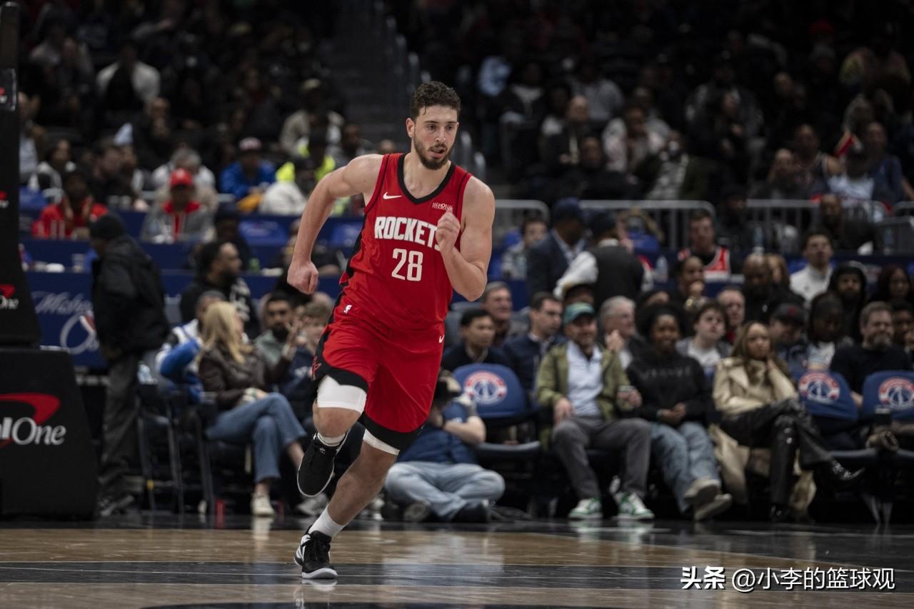 让谢泼德+申京+杜兰特打三人配合，不比三人立棍单打效果好很多，申京不用撅腚背打，